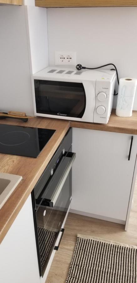 White Apartment ティラナ エクステリア 写真